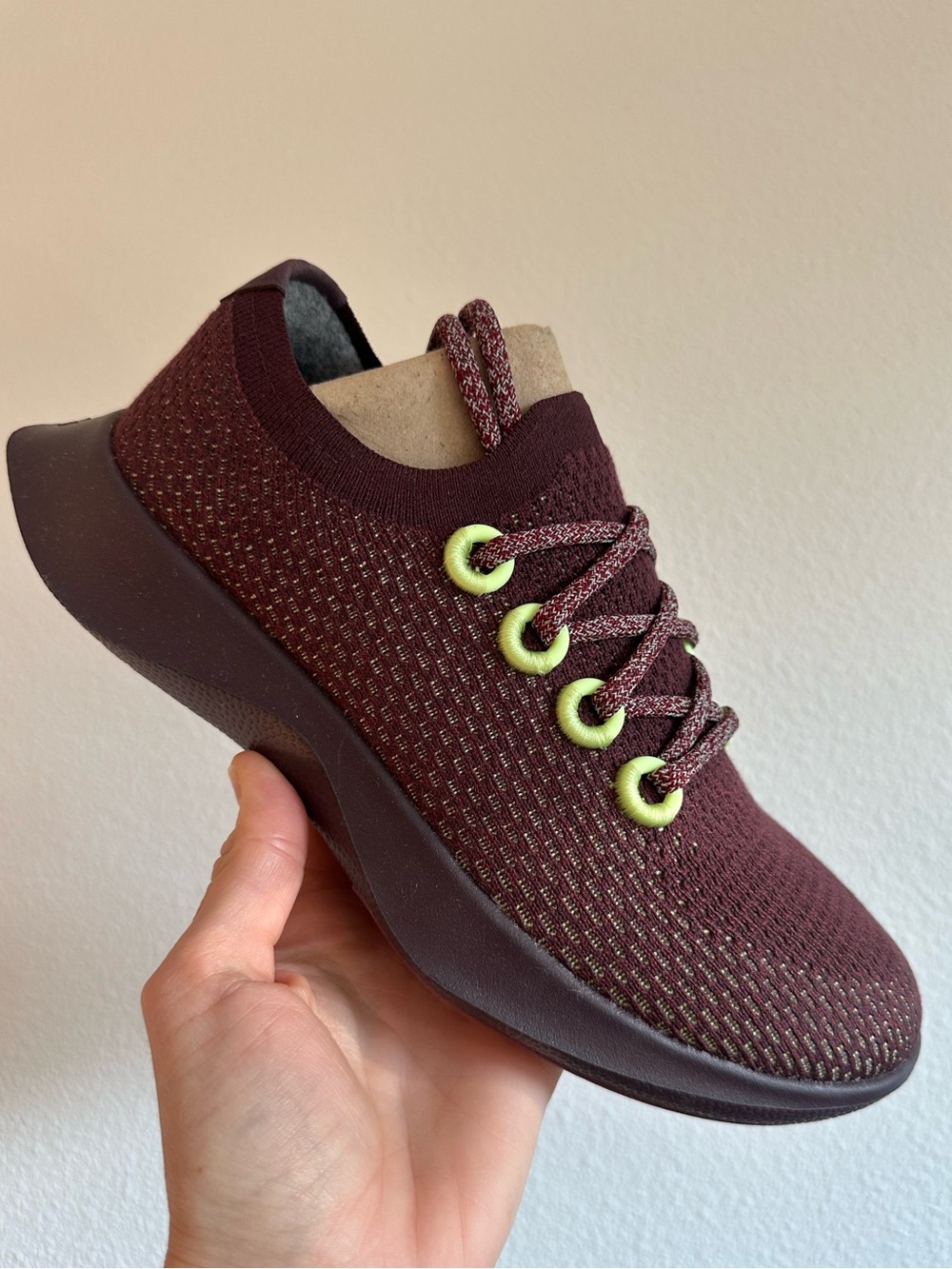 Allbirds tree dasher maroon and neon yellow, men’s 8 / women’s 9.5 NEW